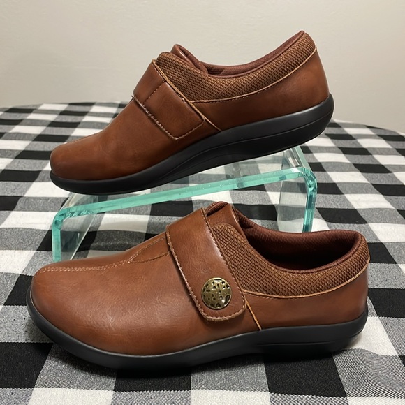 LIKE NEW! Alegria Danni Saddle Brown Vegan Leather Shoes 39/US 9 Slip Resistant - Picture 3 of 14